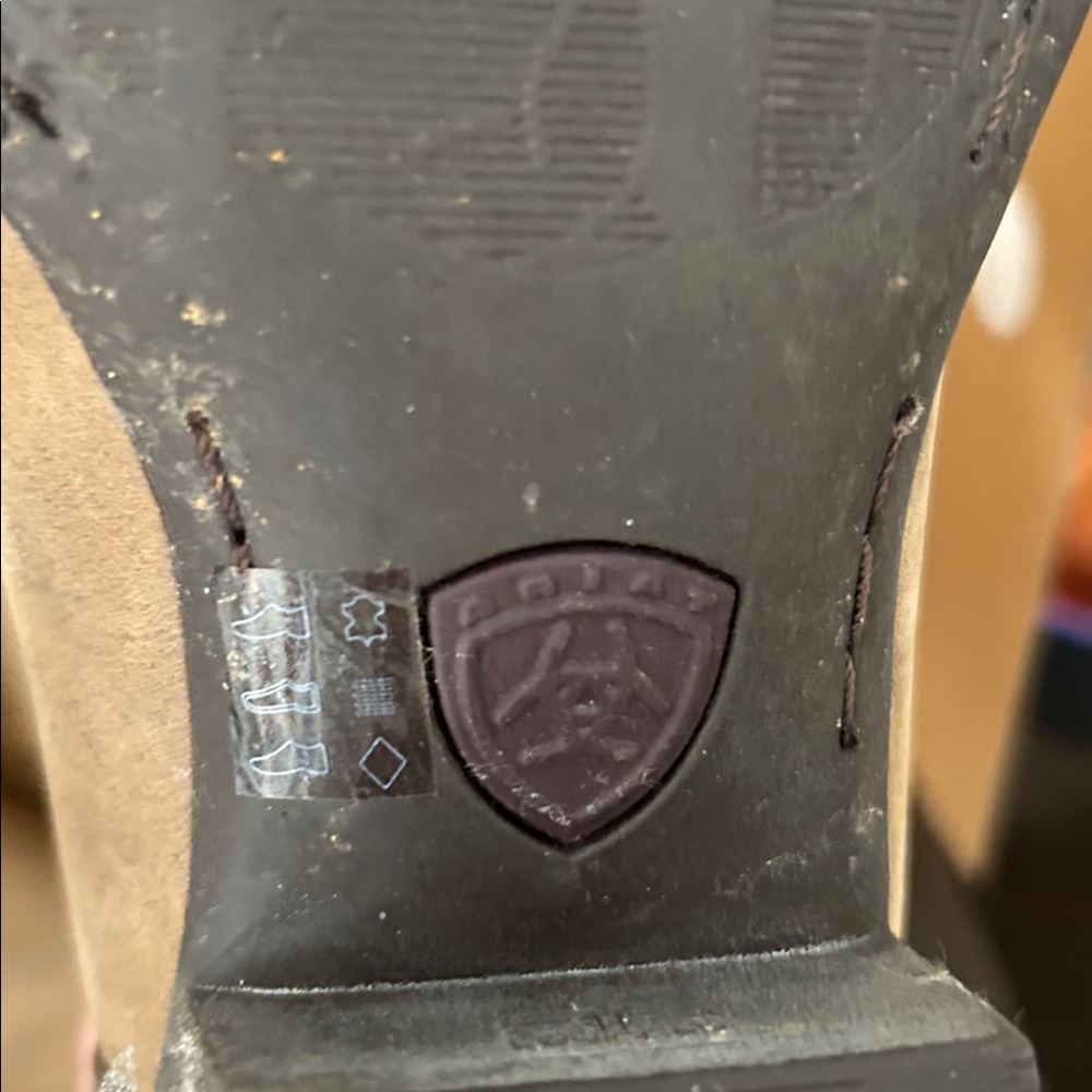 Ariat Cowboy Boots - Picture 7 of 10